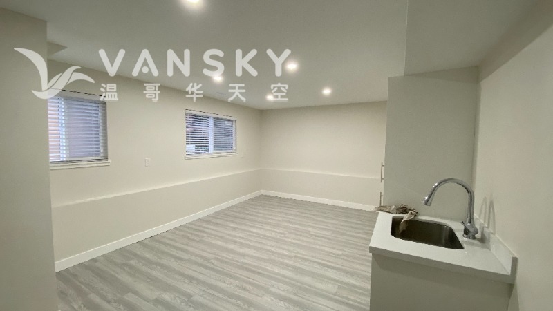 251025171224_first floor kitchen.jpg